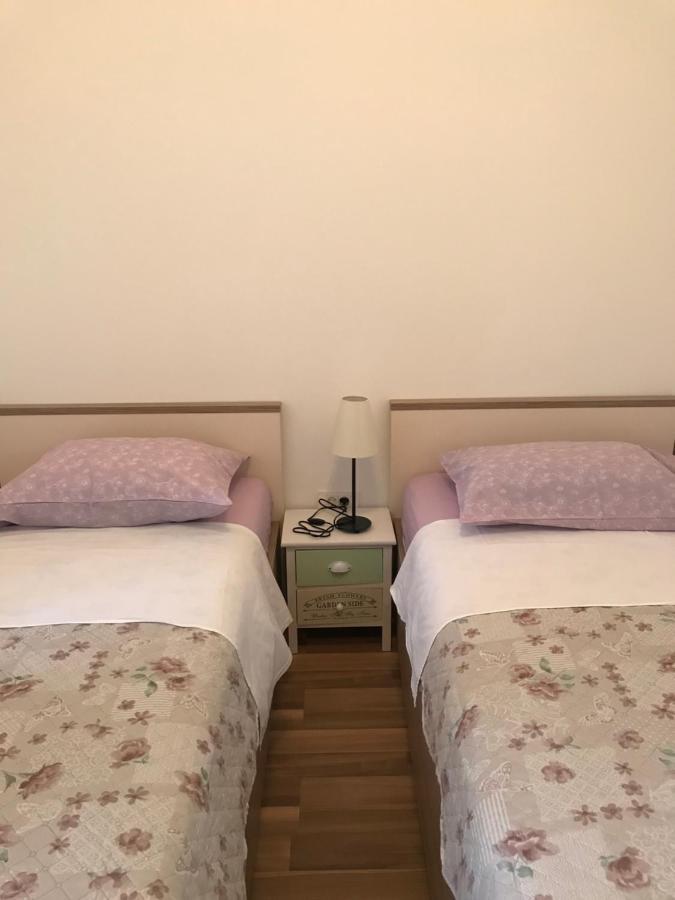 Apartmani Matea Cres Zewnętrze zdjęcie